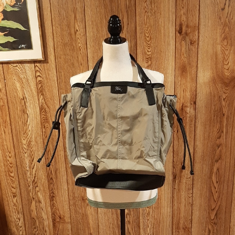 🪶Shoulder/Tote Bag with Plaid Interior, Zip Closure🪶